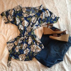 Floral tunic/ModCloth size 10
